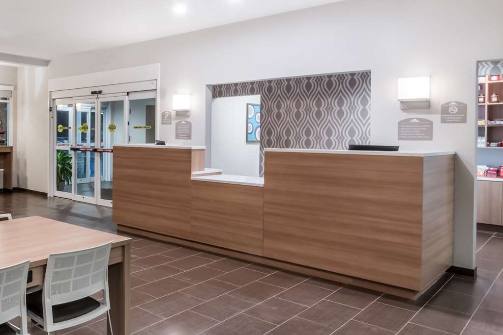 Microtel Inn & Suites By Wyndham - Penn Yan Interior photo